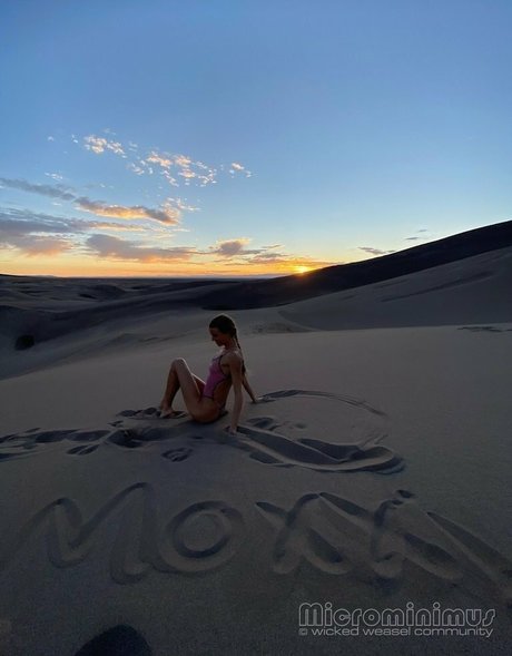 Love Moxxi onlyfans leaks naked