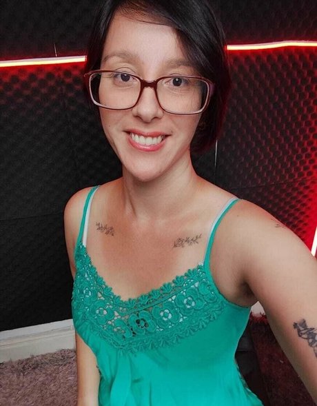 mahina84_ onlyfans leaks