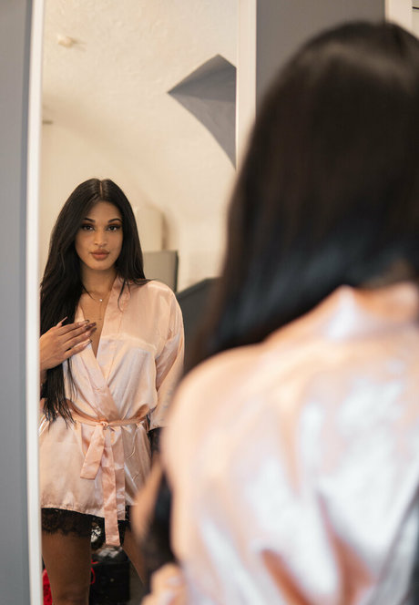 brownielizy nude onlyfans pics