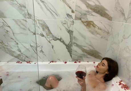 Vlaeria onlyfans exposed