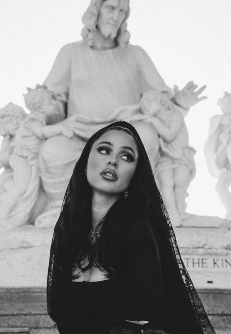 Alexa Demie onlyfans naked porn