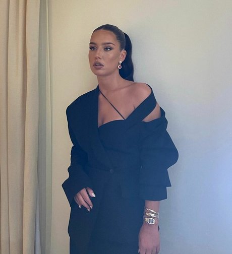 Adele Exarchopoulos onlyfans lesk