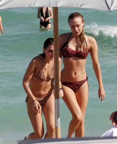 Chloe Sevigny onlyfans lesk