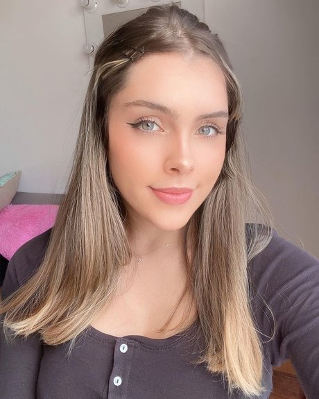 Olivia Herdt onlyfans leak ass