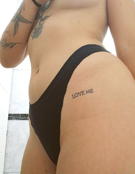 rosecamxxx onlyfans leaked