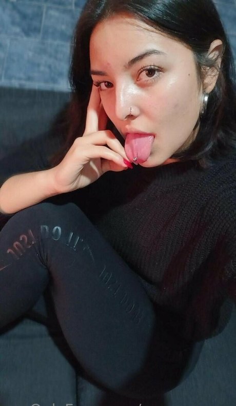 rosecamxxx onlyfans nude photos