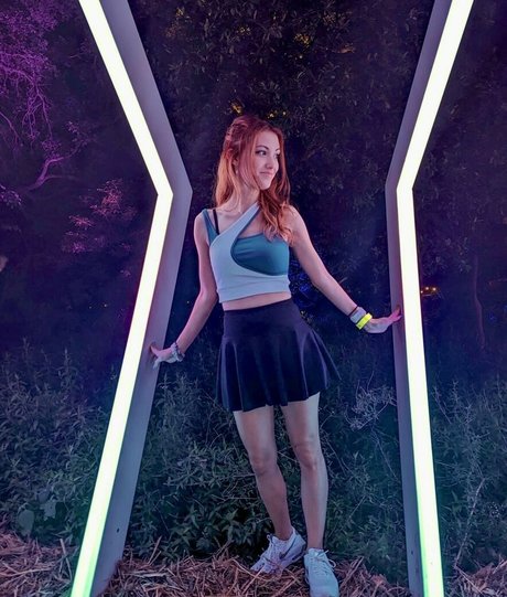 Echochlo only fans nude leaks