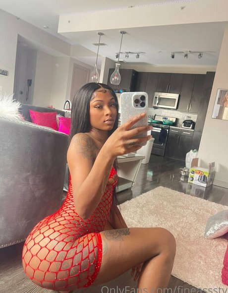 fineasssstv onlyfans strip