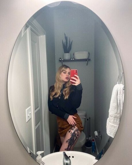 Cera Gibson onlyfans porn leaks