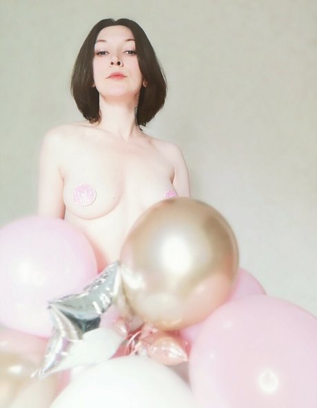 Olya Holmes onlyfans xxx