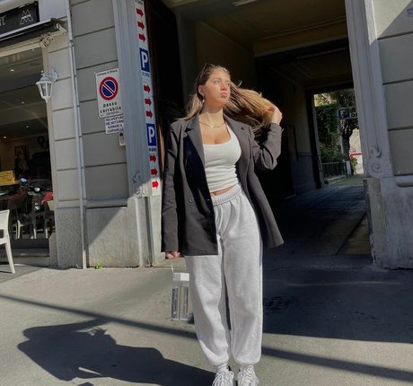 Ela Be eri onlyfans nude pics