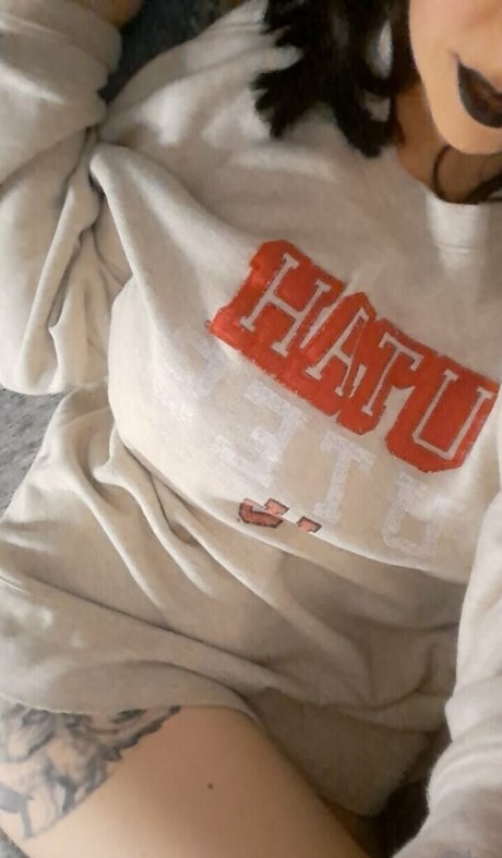 youcancallmeoly onlyfans uncensored