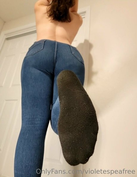 violetespeafree onlyfans post