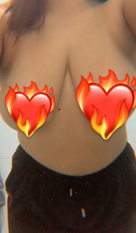 Carolina Fidencio onlyfans leak ass