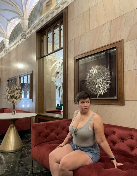 possiblynormal onlyfans picture