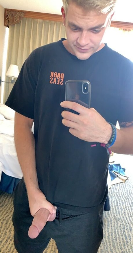 heyitskalen onlyfans leak ass