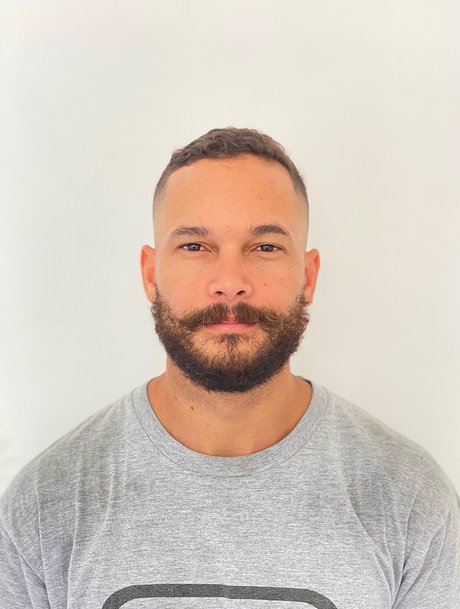 Cristiano Oliveira onlyfans nude tits