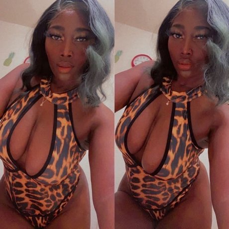 Chocolate Stallion_ onlyfans creator