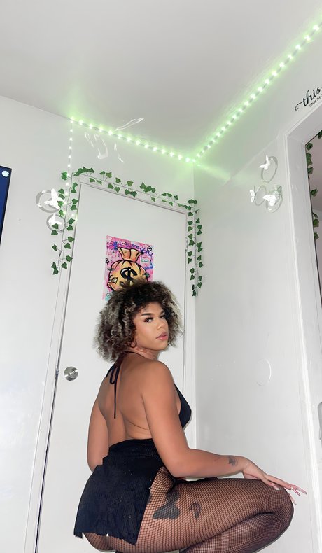 Icy GoaThroat_ onlyfans archives