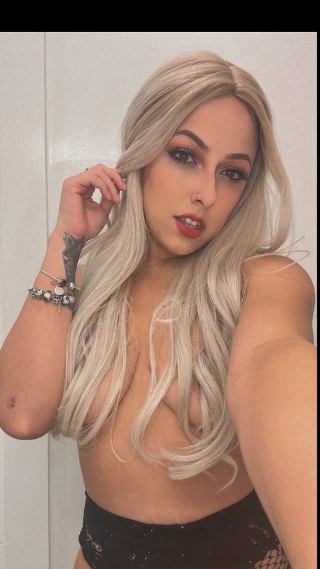 Danielle Rosario onlyfans porn nude