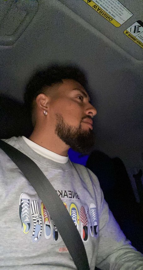 itsBwavy onlyfans leajs