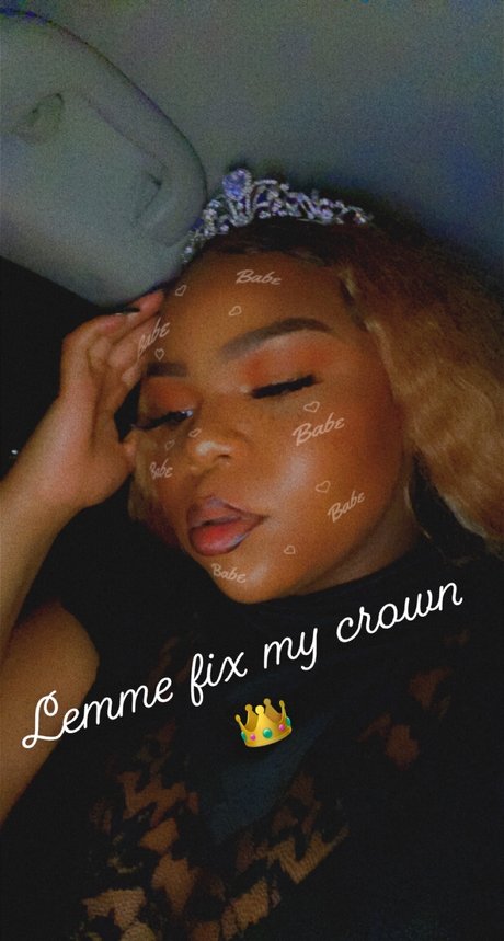 GoddessLuxx only fans photos