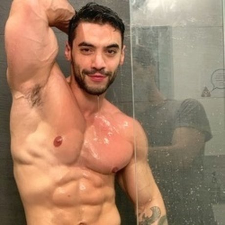 It s Aradwinwin leaked onlyfans pictures