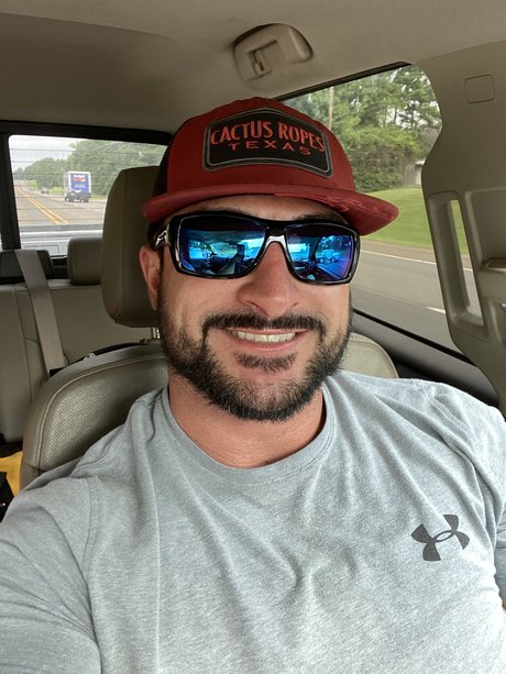 Kevin Lee Nettles onlyfans striptease