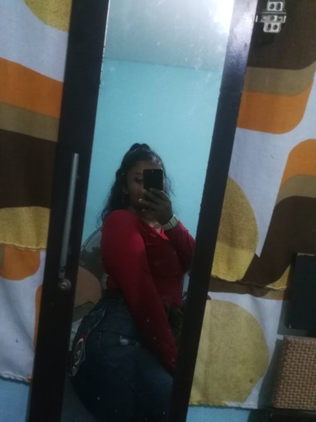 Kenia Morales onlyfans free