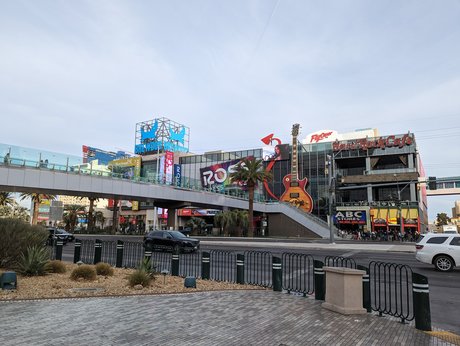 Carl Li onlyfans model