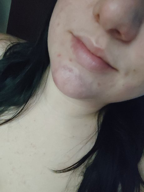 Lady Honey Bee VIP pics onlyfans