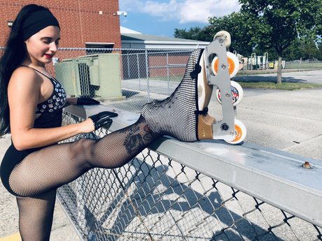 IceQueen onlyfans lesk