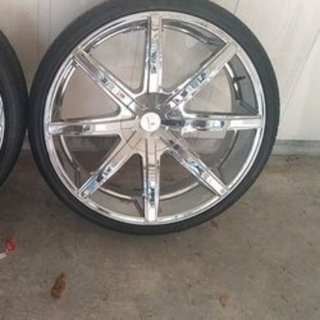 LJ On 24s only fans pics