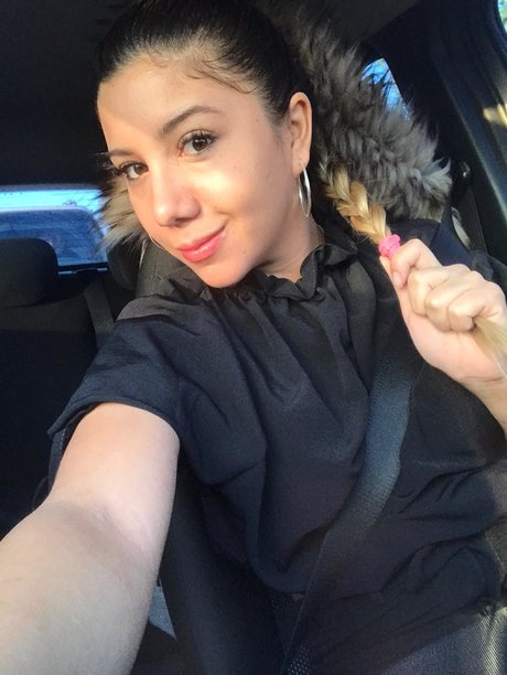 indeanaT onlyfans nude