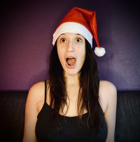 Burping Bumble Elf strip onlyfans