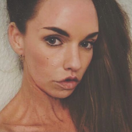 Kitty Noire onlyfans boobs