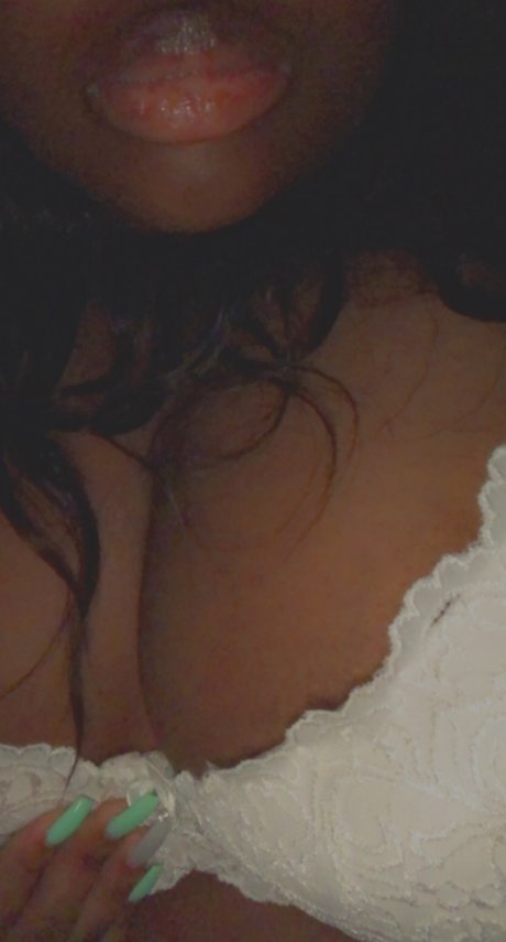 Jonica Combs desnuda onlyfans