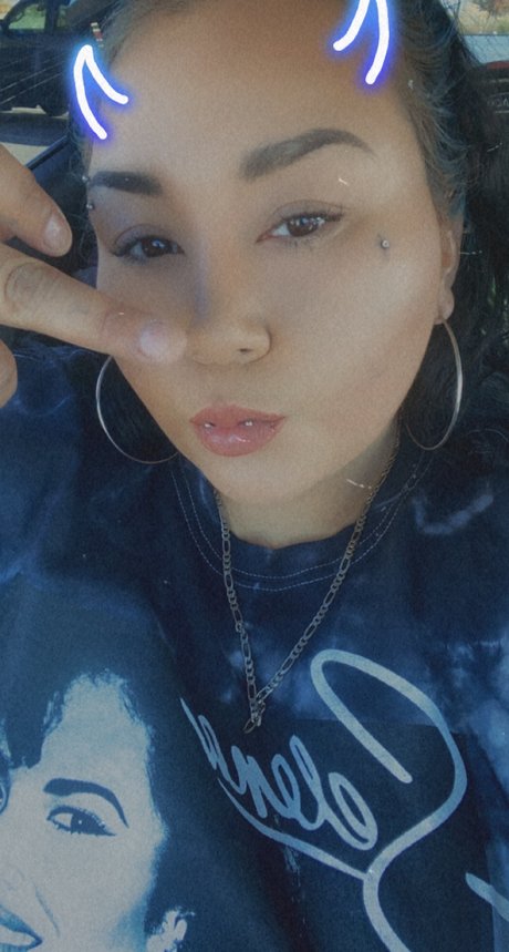 QueenVee93_ only fans pics