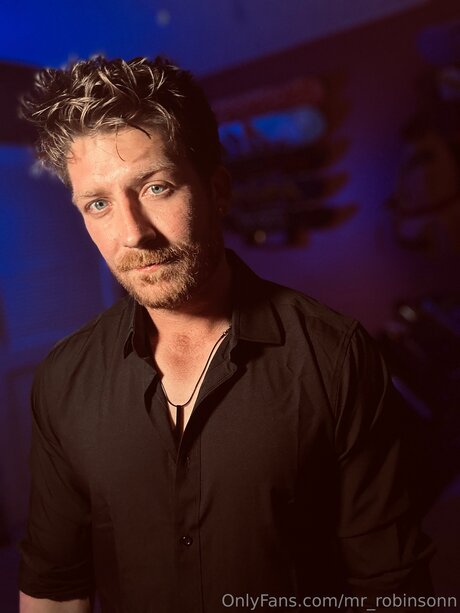 Mr Robinson only fans nude leaks