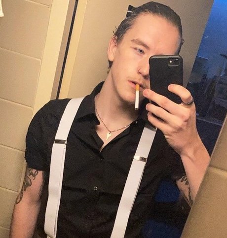 Louis Letitre nude only fans leaks