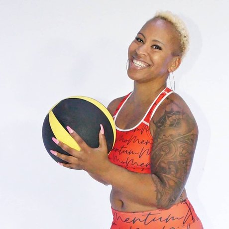 MONIQUE BATTISTE nude only fans leaks