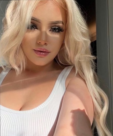 Maddie Lavonne leaked onlyfans content