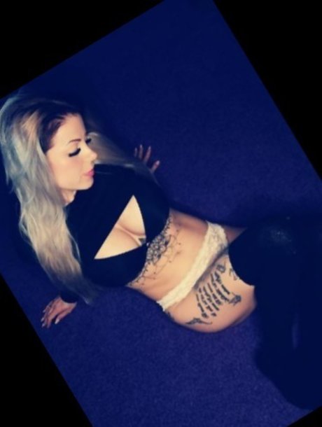 Jeda X onlyfans model