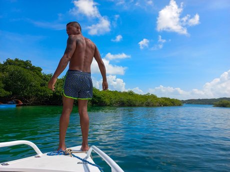 FREDY AK47 onlyfans exposed