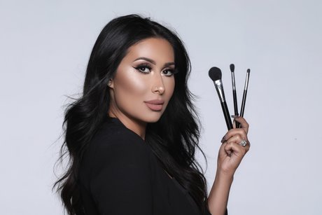 Tamanna Roashan onlyfans explicit content