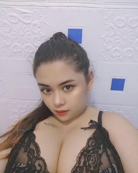 Ouchiee leaked onlyfans free