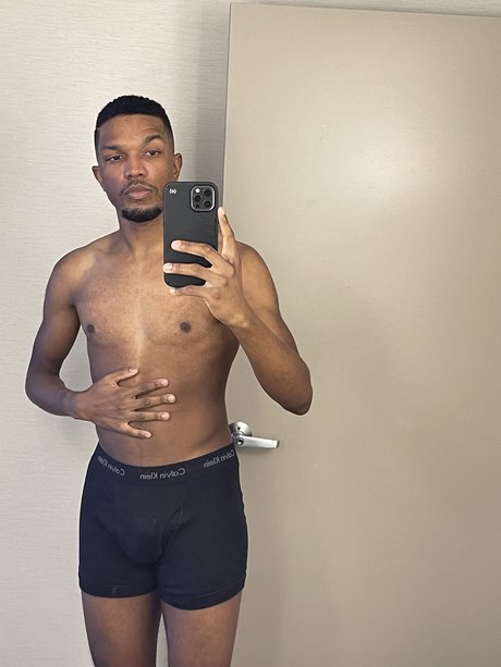 Ron Julio onlyfans content