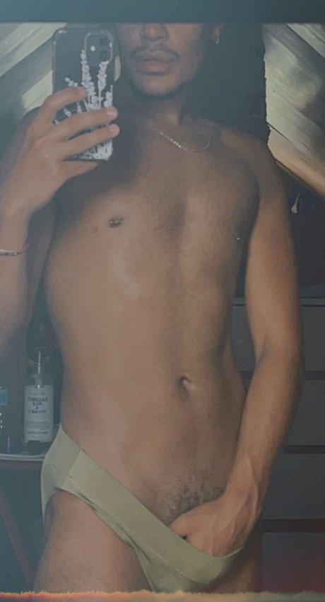 Dynamite Diego feet onlyfans