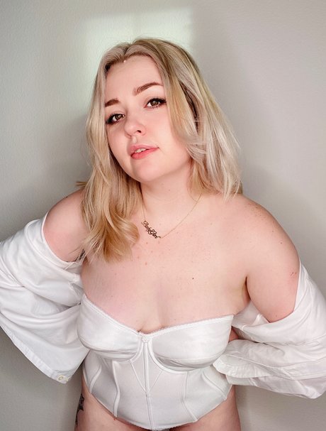 Zoeskydiamonds_ onlyfans leaka