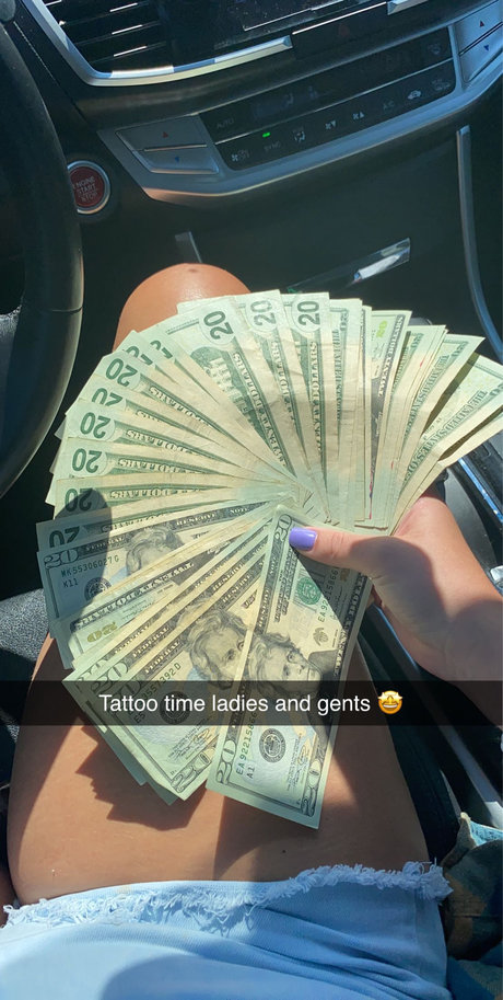 Julia Beniot nude onlyfans leaked